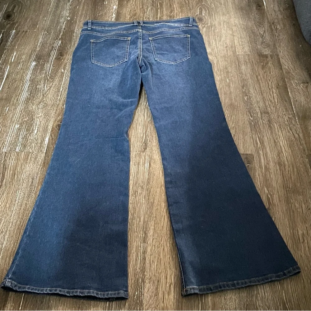 No Boundaries Jeans‎ Women's Blue Flared Jeans Size 15 Dark Wash Wide Leg